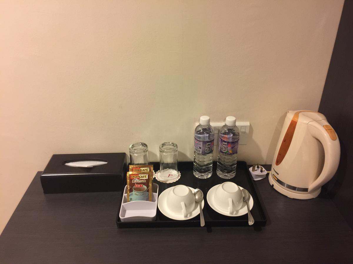Premierz Hotel لابوان المظهر الخارجي الصورة